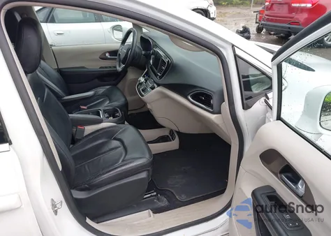 2018 Chrysler Pacifica Touring L из США, поврежденный, VIN 2C4RC1BG9JR357411